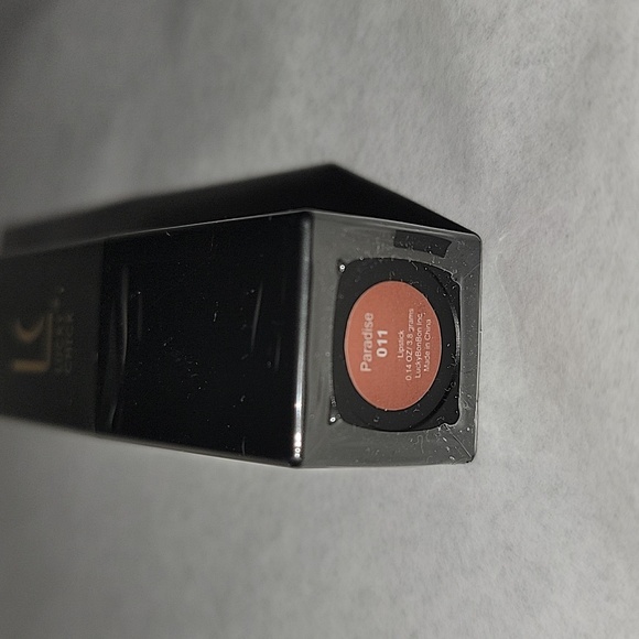 LIPSTICK BUNDLE - Picture 3 of 4